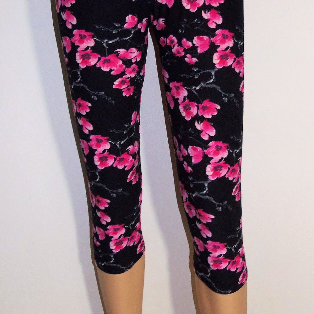 New Mix PINK CHERRY BLOSSOMS Brushed Fiber Capri Leggings